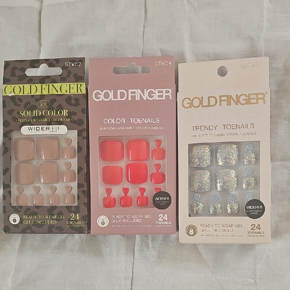Kiss Gold Finger Press-On Nails - Nude, Red, Glitter